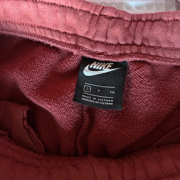 Women's Nike Sweatpants - Picture 2 of 3